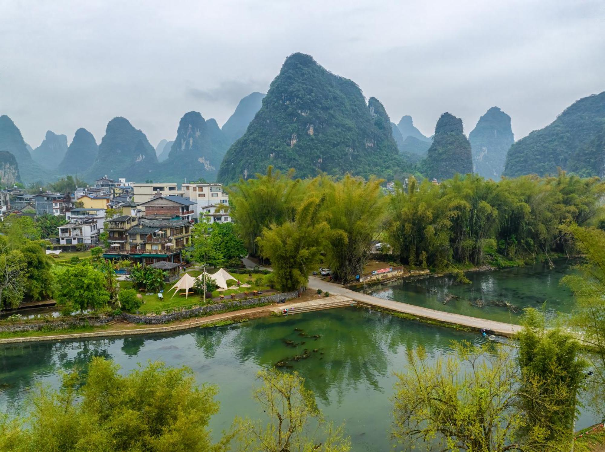 Moondance Boutique Resort Yangshuo Dış mekan fotoğraf